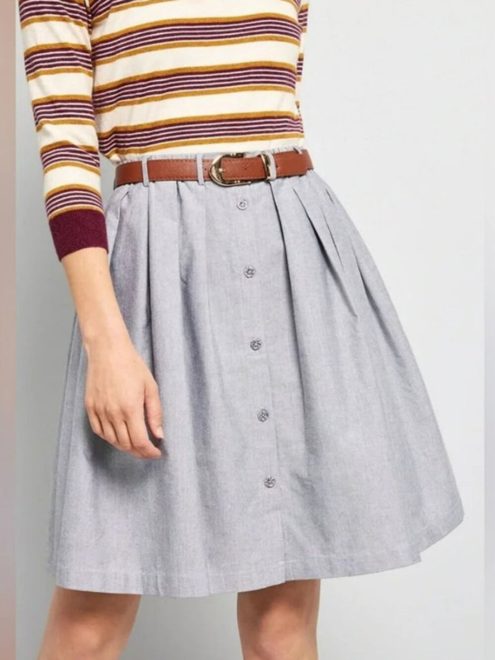 ModCloth Moon Skirt Small Grey A-Line Knee-length Pleated Chambray Retro